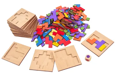 Produktbild von Brettspiel aus Holz PIPOLO