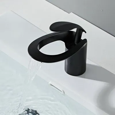 Produktbild von Badezimmer Wasserhahn - Mattschwarz Wasserfall Design - Messing