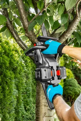 Obrázok produktu pre Bezkartáčová reťazová píla GRAPHITE 36 V Ak Energy+, Li-Ion, 14" (350 mm) lišta, bez akumulátora