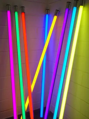 Produktbild von LED Leuchtstab pink 10 Watt 900 Lumen 63cm IP20