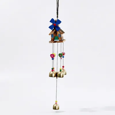 Windspiel aus Holz mit Häuschen und Windmühle, blau
