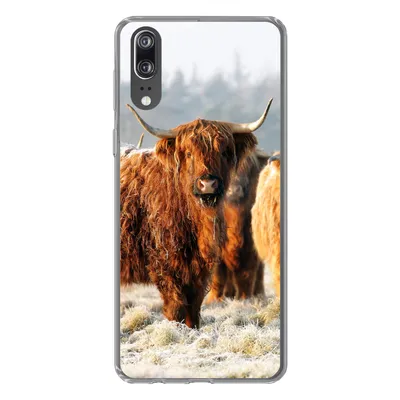 Produktbild von MuchoWow® Handyhülle Schutzhülle Hülle für Huawei P20 Schottische Highlander - Schnee - Wald Silikon Softcase Handy Hülle - Hardcover