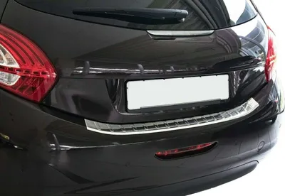 Obrázok produktu pre Ochrana nárazníka z leštenej nehrdzavejúcej ocele pre PEUGEOT 208 | 2012-2019 | so skosením
