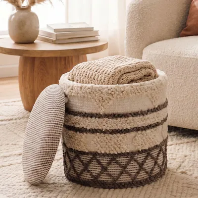 Produktbild von WOHNLING Sitzhocker mit Stauraum aus Wolle 40cm Beige Stoff Rund Boho Stoffhocker mit abnehmbarem Deckel Polsterhocker Schminktisch Hocker Handmade