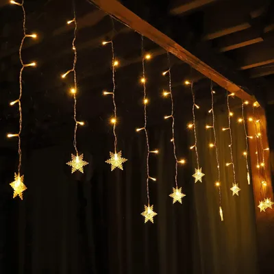 Productafbeelding van SALCAR LED-sneeuwvlokkenlichtgordijn voor binnen, 3M LED-sneeuwvlokkenlichtketting voor buiten, LED-kerstdecoratie voor ramen met 9 modi en geheugenfunctie, warm wit