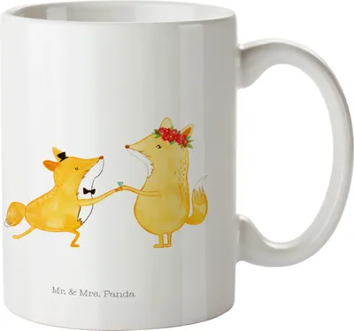 Produktbild von Mr. & Mrs. Panda Kaffeetasse Füchse Hochzeit - Weiß - Geschenk, Hochzeitskarte, Kaffeebecher, Teetasse, Becher, Trinkbecher, Tasse