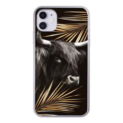 Produktbild von MuchoWow® Handyhülle Schutzhülle Hülle für iPhone 11 Schottischer Highlander - Blätter - Gold Silikon Softcase Handy Hülle - Handytasche