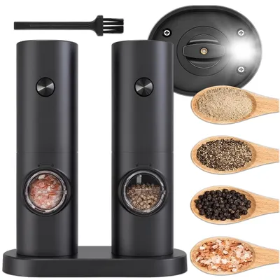 Produktbild von KRUMAD Elektrische Salz und Pfeffermühle 2er Set, Gewürzmühle mit einstellbarer Mahlstärke, Batteriebetrieben, Modernes Design, Schwarz
