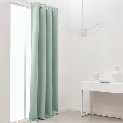 Produktbild von TODAY Essential Blackout Ösenvorhang Uni Grün 140 x 240 cm, 100% Polyester – lichtblockierend, pflegeleicht