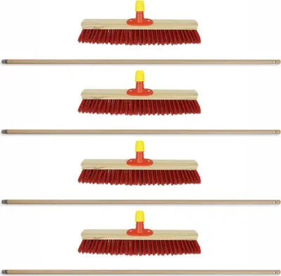 Produktbild von Novaliv 4x Straßenbesen 50 cm mit Holzstiel I Elaston rot I Besen für draußen I Industriebesen Gartenbesen mit Stiel  Schneebesen Allzweckbesen Stallbesen Winterbesen