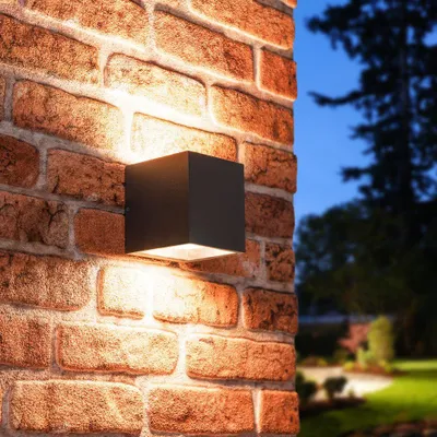 Produktbild von hoftronic LED Wandleuchte 2x 9W GX53 IP65 Schwarz Eckig Up & Down
