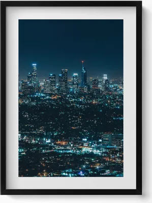 Produktbild von Großartige beleuchtete Stadtsilhouette bei Nacht– Wandbild mit Rahmen – Gerahmtes Bild  – Wanddekoration – 50x70 cm –  Schwarz Rahmen