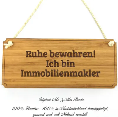 Produktbild von Mr. & Mrs. Panda Schild Immobilienmakler - Geschenk, Firmenschild, Infotafel, Hinweisschild, Landhaus, Berufsschule, Shabby, Abschluss, Geschenkidee, Graviert, Wegweiser