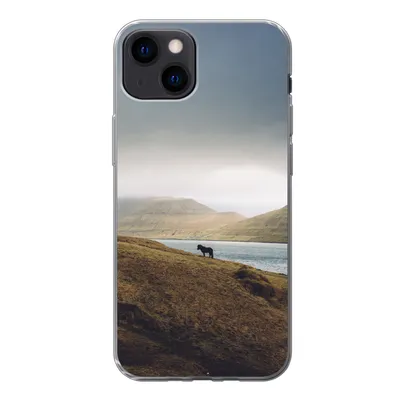 Produktbild von MuchoWow® Handyhülle Schutzhülle Hülle für iPhone 13 Pferd - Berg - Landschaft Silikon Softcase Handy Hülle - Karteninhaber