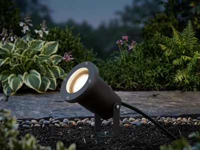 Produktbild von Gartenstrahler mit Erdspieß 5 Meter Kabel, Stecker & GU10 LED Außenstrahler IP65