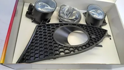 Obrázok produktu pre Sada halogenových hmlových svetlometov pre vozidlo SEAT Altea, model od roku 2004, kód dielov: 5P1052160