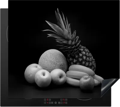 Produktbild von KitchenYeah© Herdabdeckplatte Obststückchen - schwarz und weiß , 59x52cm, Küche Deko, Glaskeramikkochfeld Herdabdeckung, Abdeckplatte fùr Kochfeld