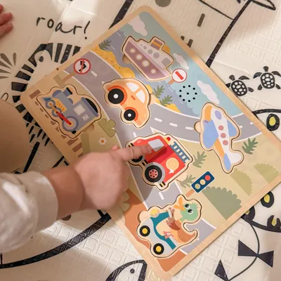 Obrázok produktu pre Tooky hračkárske drevené interaktívne puzzle vozidlá