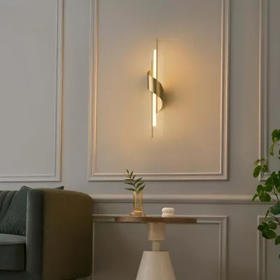 Produktbild von KOSILUM - Wandleuchte, Aluminium und Acryl - Gold - Zénaïa