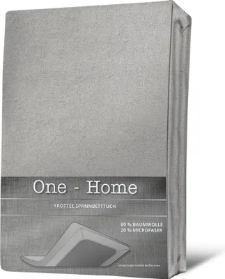A product shot of a folded fitted sheet, presented in a packaging-like format with branding and material information.