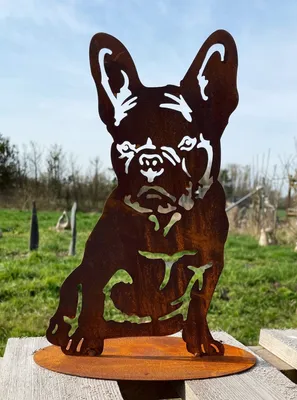 Produktbild von Gartenfigur Hund Französische Bulldogge auf Platte 30x18cm Edelrost Gartendeko Wetterfest Rost Metall Rostfigur Bully