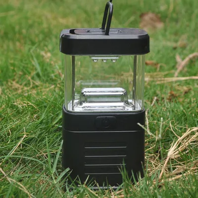 Obrázok produktu pre Veľmi jasná, prenosná a energeticky úsporná 11-LED lampa na kempovanie, rybárčenie a bivakovanie - praktické svietidlo na háčik so svietidlom