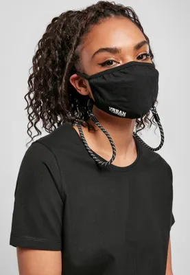 Produktbild von Urban Classics Sicherheitsset Schwarz Einheitsgröße mit Stoffmaske, Kordel und Fingerhaken für Pandemie-Schutz und kontaktloses Öffnen