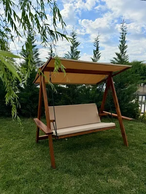 Immagine prodotto di Skye Decor, Riva 2100 - Camel, altalena da giardino a tre posti, color cammello, 210 x 190 x 120 cm