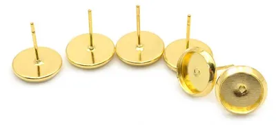 Produktbild von Vintageparts Ohrstecker goldfarben für 8mm Cabochons (6 Stück)