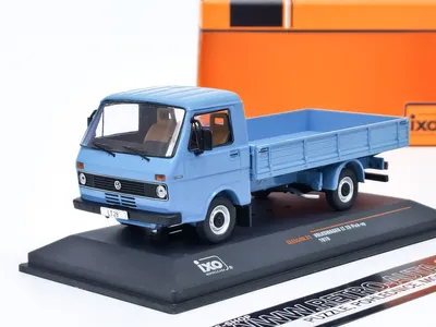 Obrázok produktu pre Volkswagen LT 28 (1978) modrý IXO 1:43
