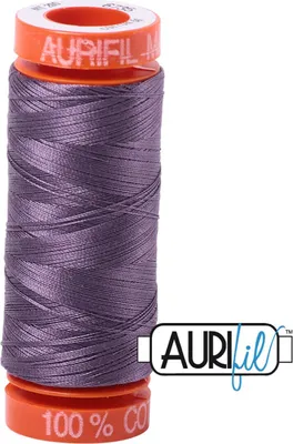 Produktbild von AURIfil Nähgarn MK50WT 1300m, 100% CO : 6735 Plumtastic AURIfil: 6735 Plumtastic