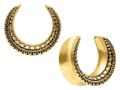 Produktbild von Wildcat Tunnel - Ear Saddles Maori aus Chirurgenstahl 316L, Körperstelle: Ohr, 10,0 mm, Gold