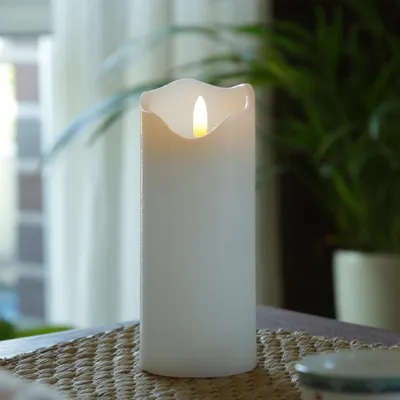 Produktbild von LED Kerze FLAMME - Rustik-Optik - Echtwachs - 3D Flamme - H: 17cm - Batterie - Timer - weiß