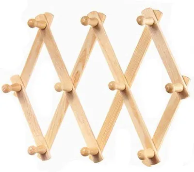 Produktbild von Hakenwand mit 10 Holzhaken für Kleidung und Accessoires, einsetzbare Wandhalterung für Badezimmer oder Küche.