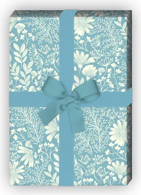 Produktbild von Zartes Blumen Geschenkpapier mit Wiesen Blüten, hellblau - G9937, 32 x 48cm