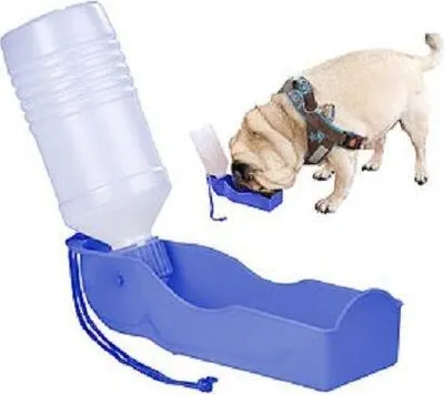 Produktbild von Tragbarer Wasserspender für Hunde, inkl. Trageschlaufe, 250 ml