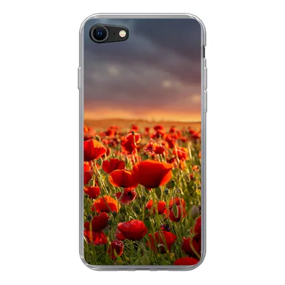 Produktbild von MuchoWow® Handyhülle Schutzhülle Hülle für iPhone SE 2020 Sonnenuntergang über einem Feld von Mohnblumen Silikon Softcase Handy Hülle - Kartenbesitzer
