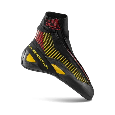 Kletterschuh "TC Extreme" von La Sportiva; schwarz mit gelben und roten Akzenten; für Kletterer.