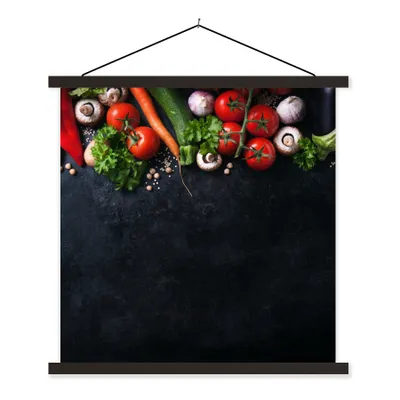 Produktbild von MuchoWow® Textilposter Gemüse - Kräuter - Gewürze - Schwarz - Rustikal - Küche 60x60 cm mit schwarzem Rahmen - Posteraufhänger