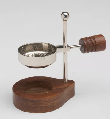 Produktbild von Räucherstövchen mit Holzgriff und Holzbasis höhenverstellbar mit Teelicht aus Messing vernickelt Silber (Höhe 12 cm)