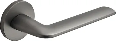 Zdjęcie produktu dla Klamka na rozecie MAROKO, grafit, premium, ergonomiczna, długość 135 mm, do drzwi wewnętrznych 38-45 mm, znal, aluminium, segment premium