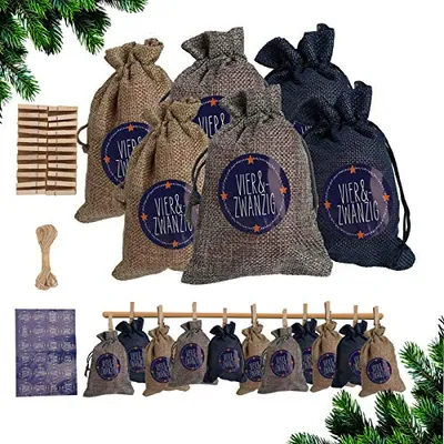 Image de VINGO 24 Calendriers de l'Avent à remplir Sacs en tissu Noël Sacs cadeaux avec autocollants Mini pinces en bois Cordes de chanvre Calendrier de Noël Sacs cadeaux 14 x 10 cm£šGris/Beige/Bleu£©