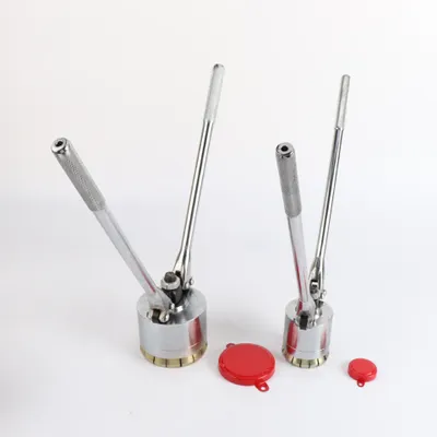 Image de Outil de sertissage de bouchons de machines à sceller pour fûts d'huile 35mm et 70mm Pince de sertissage 200L/53 gallons