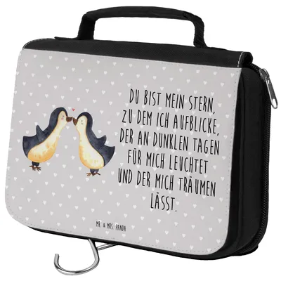Produktbild von Mr. & Mrs. Panda kosmetiktäschchen Pinguin Liebe - Grau Pastell - Geschenk, Kulturtasche, duschbeutel, Schminktasche, hygienetasche, Freundin, glücklich, Verlobter, Love