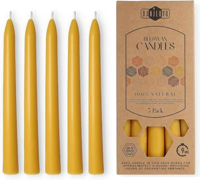Productafbeelding van 5 pcs Danilovo Natural Beeswax Taper Candles - Sustainable, Long-Burning Beeswax Tapered Candles for Every Occasion & Candlestick - Honey-Scented