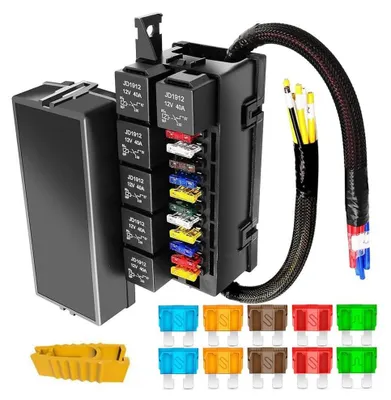 Productafbeelding van 12V Zekeringrelaiskast met 6 relais en 11 bladzekeringen