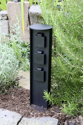 Produktbild von Lutec Gartensteckdose 3-fach 3 Steckdosen schwarz IP44