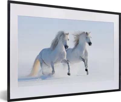 Produktbild von MuchoWow® Gerahmtes Poster Winter - Pferde - Schnee 60x40 cm - Poster mit Schwarzem Bilderrahmen Wandposter Rahmen Foto Bilder - Schlafzimmer - Plakat in Rahmen - Drucken