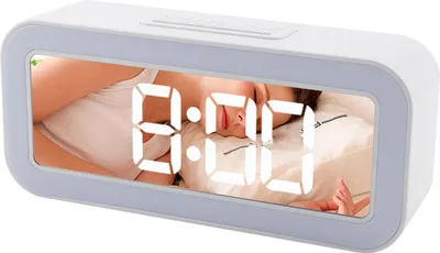 Zdjęcie produktu dla cyfrowy budzik o przekątnej 5,7 cala z dwoma alarmami, lustrzaną powierzchnią, elektronicznym zegarem LED, 3-stopniową regulacją jasności, funkcją drzemki, podwójnym zasilaniem, 12/24-godzinnym wyświetlaczem do dekoracji domowej sypialni