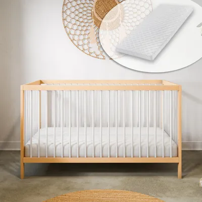 Produktbild von Kids Collective Babybett Kinderbett Gitterbett 60x120 und 70x140 cm mit Matratze höhenverstellbarer Lattenrost & herausnehmbare Sprossen stabiles Buchenholz | ab Geburt bis 3. Lebensjahr | natur/weiß